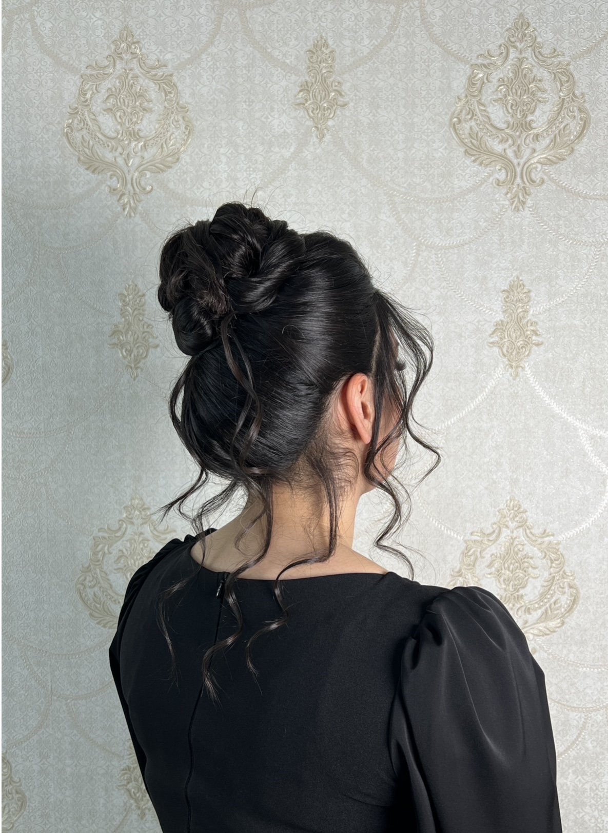 Soft glam versus natural wedding makeup: inspiration for London brides — Makeup By Sahar